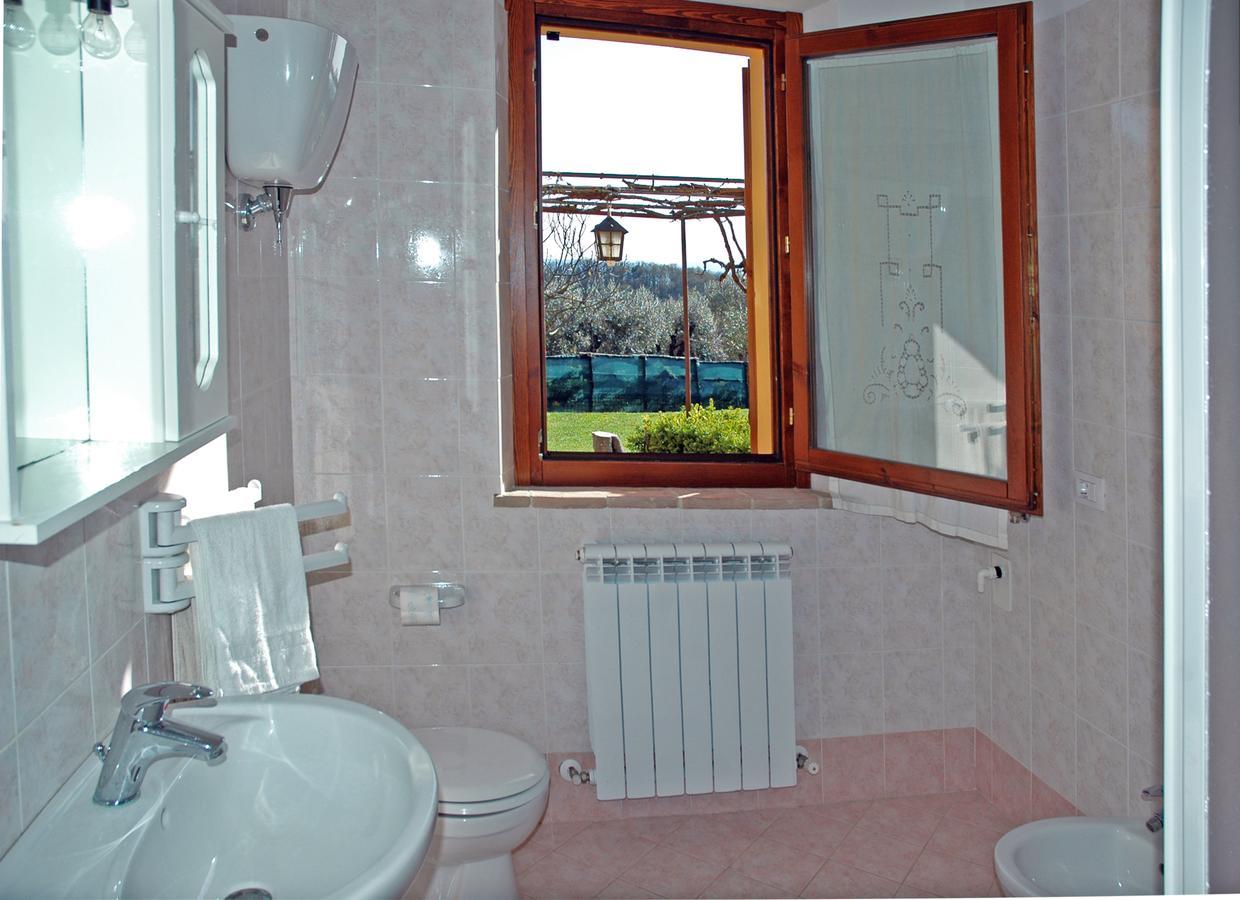 Casale Il Colle Deruta Villa Luaran gambar