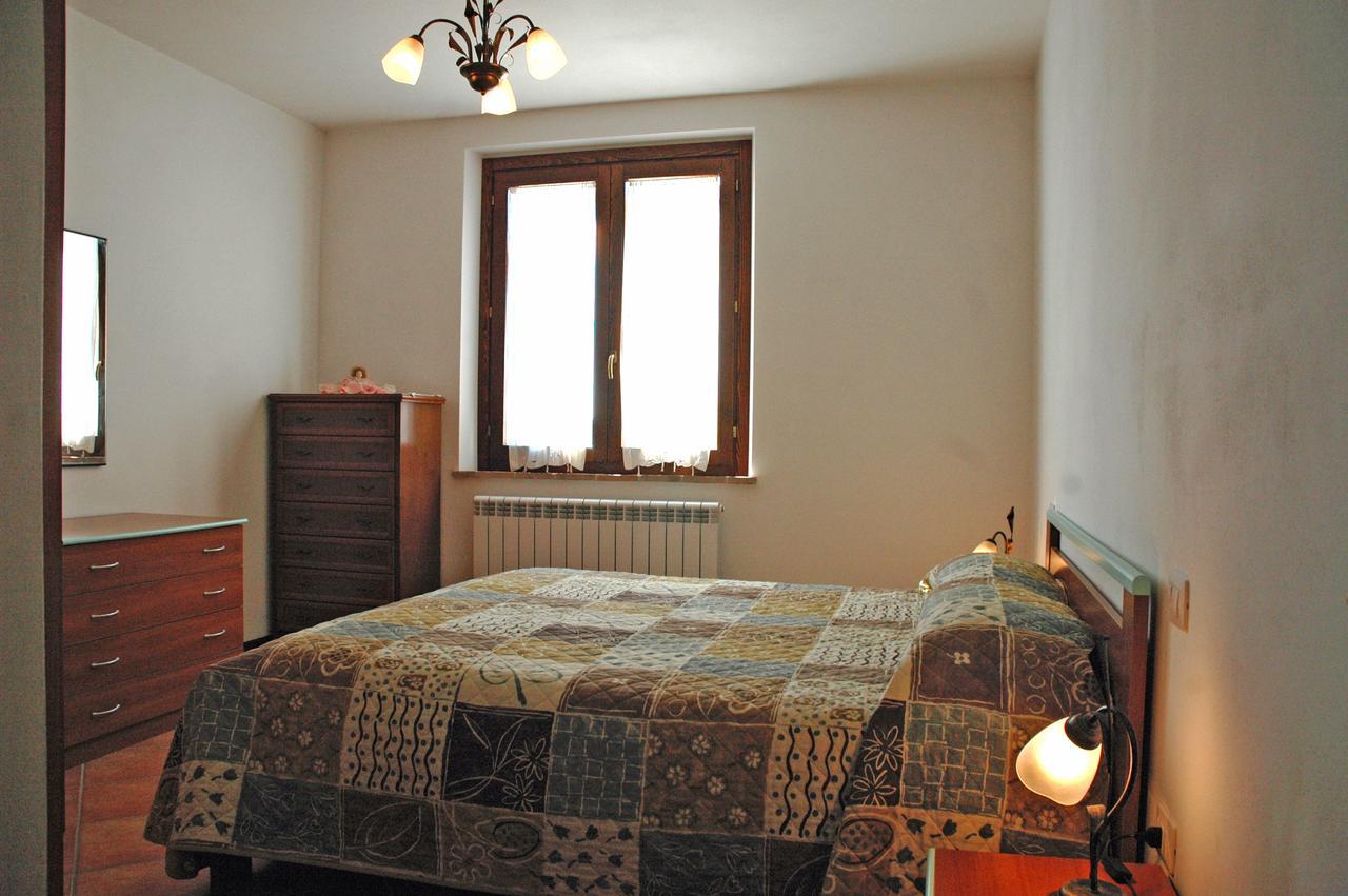 Casale Il Colle Deruta Villa Luaran gambar